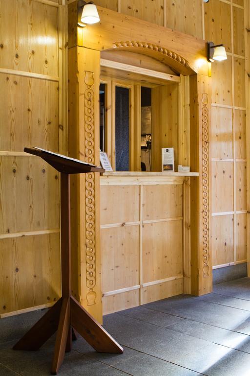 Hotel Bily Konicek Тршебонь Экстерьер фото